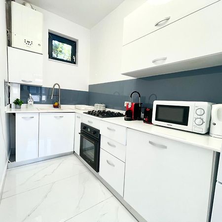 Bliss 2 Apartment Bucharest Exterior photo
